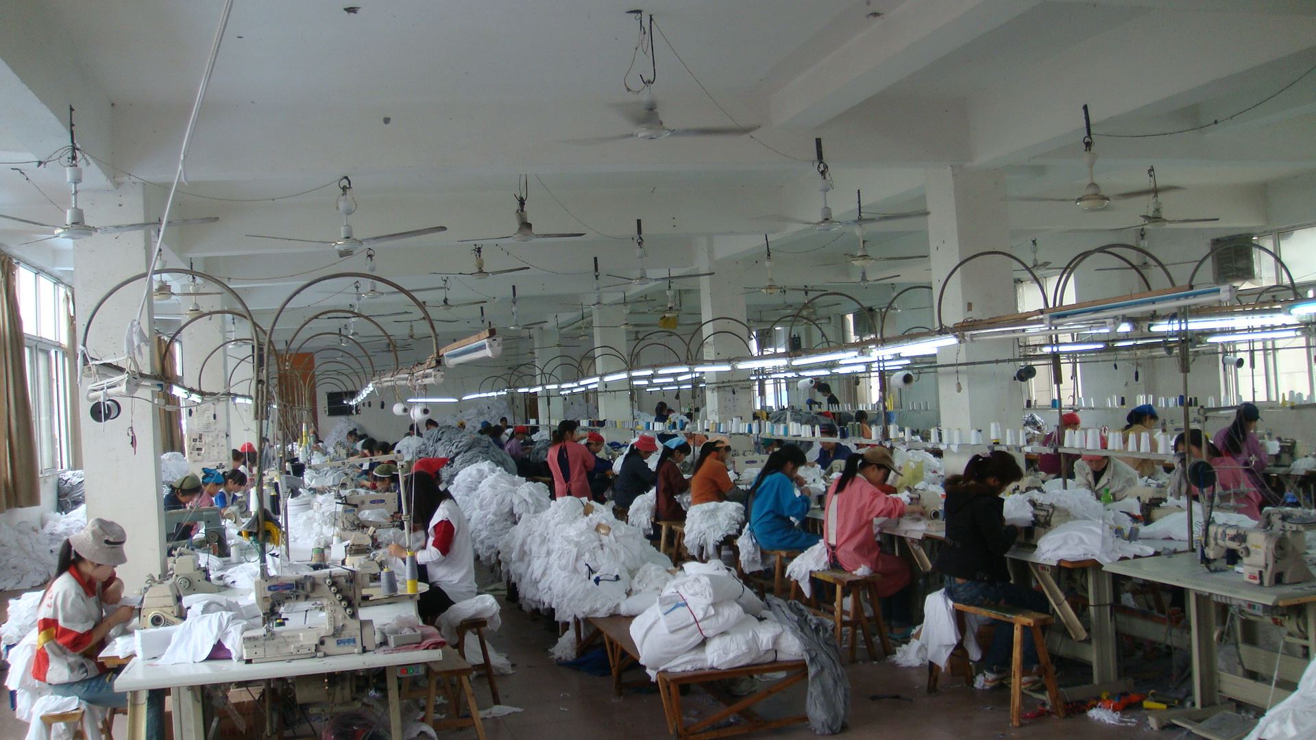 gucci manufacturer company