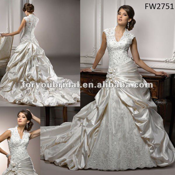 FW2751 Latest Sleeveless Lace Covered Back Wedding Dress
