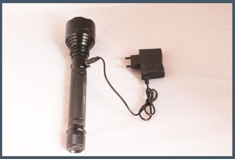 3w230lm3.7v充電式クリー族led懐中電灯問屋・仕入れ・卸・卸売り