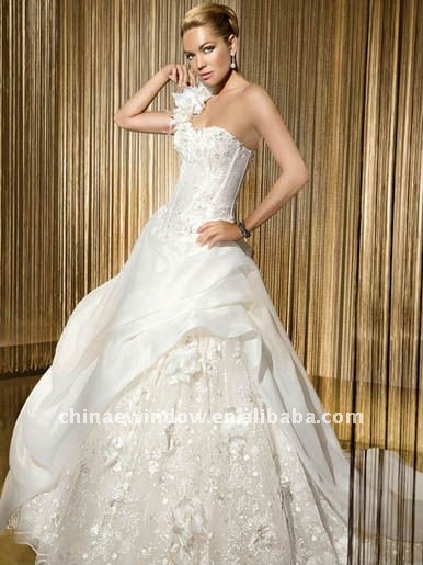 Style ball gown Colorwhiteivory Hemline HiLo Sleeve sleeveless