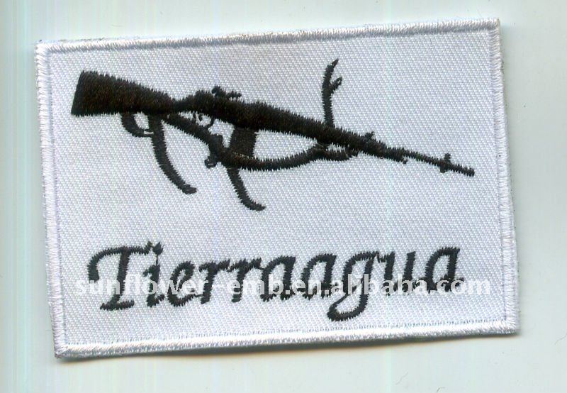 銃レーザーカットと刺繍パッチとフル刺繍仕入れ・メーカー・工場