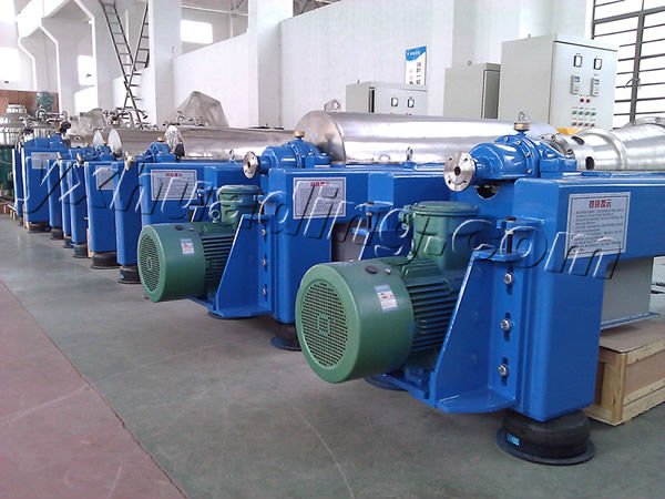 decanter centrifuge from Huading.jpg