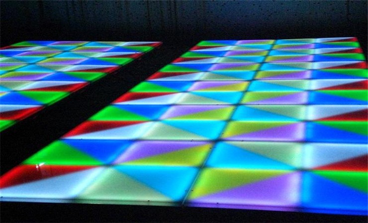 China_LED_dance_floor2010551054093