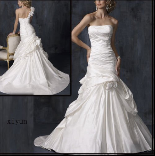 2011Elegant lace applique ribbon prom gown wedding dress bride gown