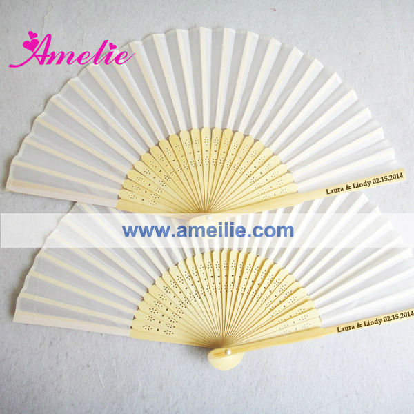 Personalized white silk fan.jpg