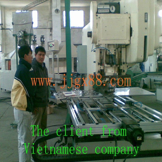 twist off cap making machine