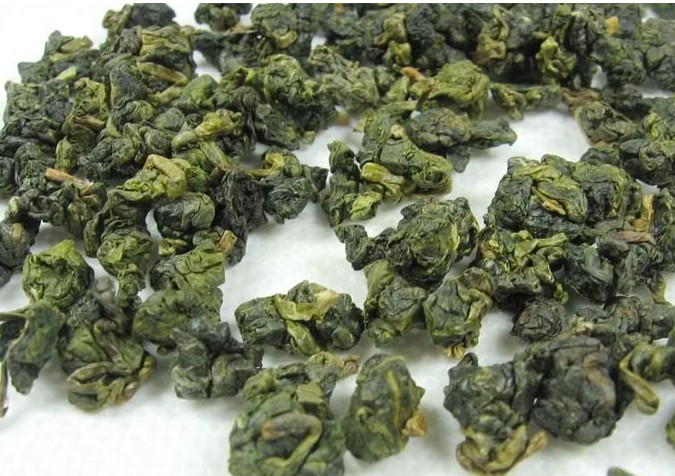 Taiwan Dong Ding High Mountain Gaoshan Oolong Tea