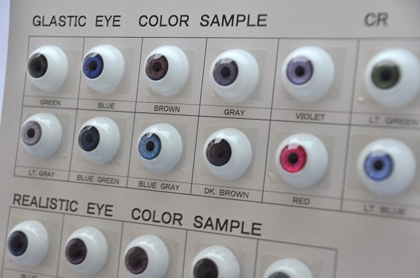 日本の様々な色のプラスチック製の目ホビークラフトにおもちゃのための部品問屋・仕入れ・卸・卸売り