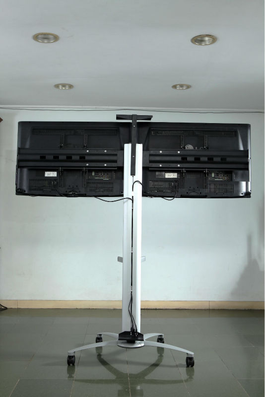 会議システム/屋外の可動/調節可能な床lcd/ledテレビスタンドのためのスクリーンの種類と直列異なるサイズのテレビ仕入れ・メーカー・工場