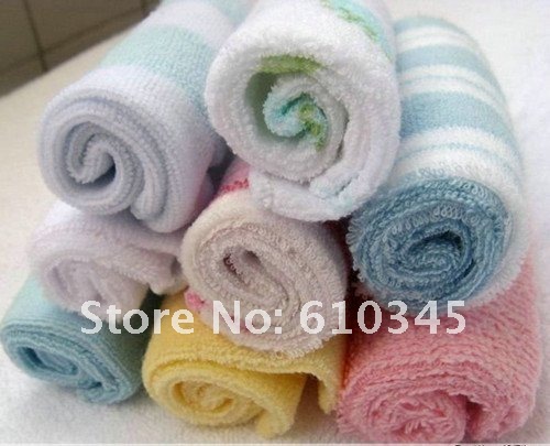 Free shipping!wholesale 8pcs/set Gerber baby\'s towels/baby bibs/infantfeeding towel santa feeding towels