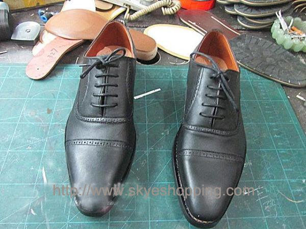 wedding shoes.jpg