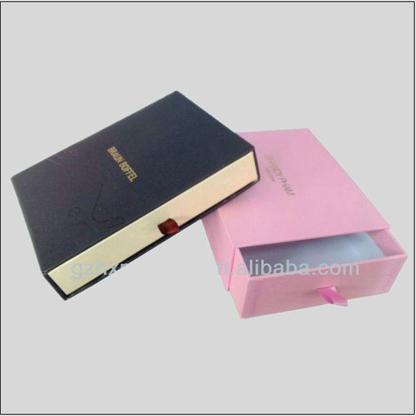 High-class red wine paper packaging boxes with UV logo embossing