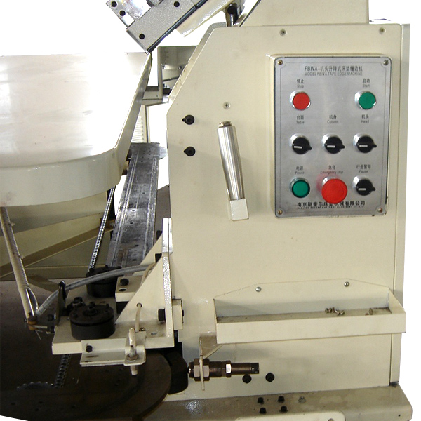 チェーンステッチミシンヘッドマットレスのためのテープエッジマシン仕入れ・メーカー・工場