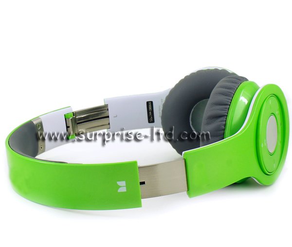 Beats Wireless green 4.jpg