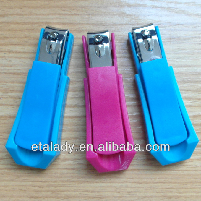 plastic nail clipper with catcher