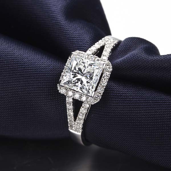 Split shank halo engagement rings uk