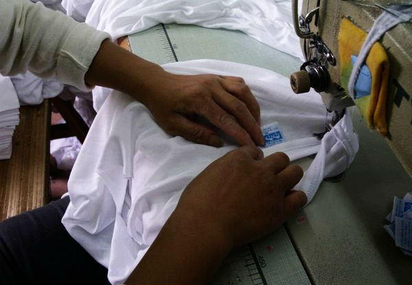 新しい2014年転写紙卸売ドライフィット100％中国製の綿のtシャツ仕入れ・メーカー・工場