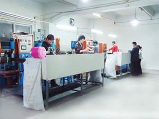 2016ジュニア平野成形シリコーン泳ぐキャップで印刷ロゴ仕入れ・メーカー・工場