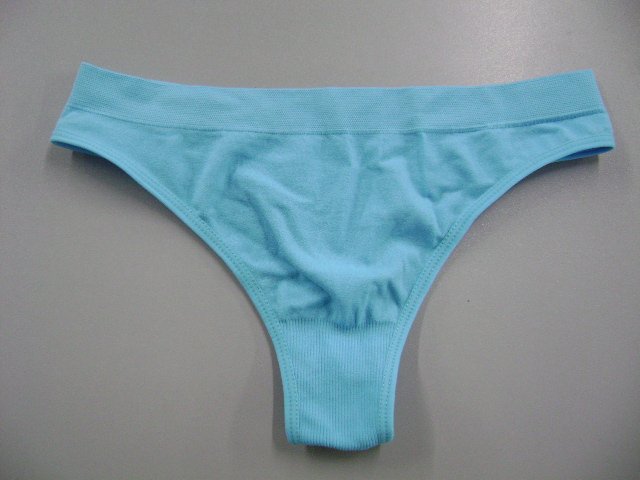 http://fashionstyle00.blogspot.com/2012/06/variety-of-examples-of-womens-underwear.html