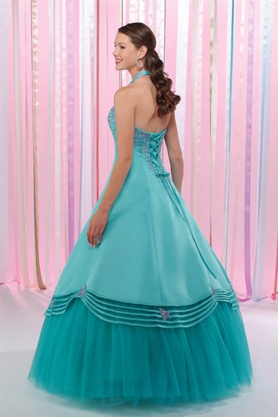 Dress Model Alibaba on Dress 2011 Halter V Neck Lace Ball Gown Prom Dress Pq022 On Alibaba