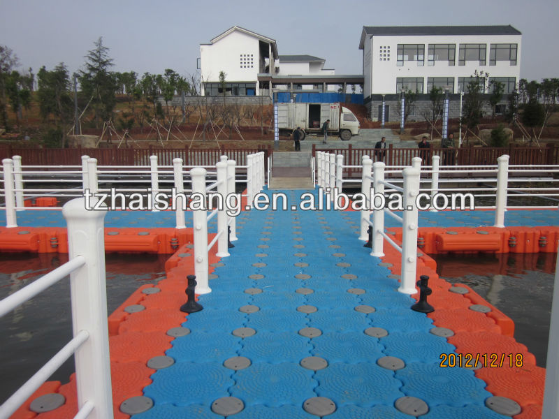 plastic floating dock.jpg (6)