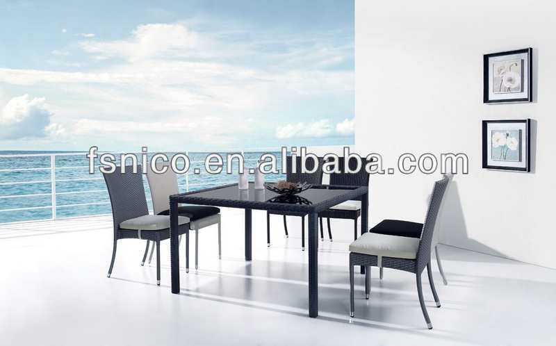 屋外の籐家具のテーブルと椅子仕入れ・メーカー・工場
