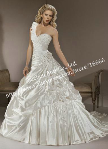 Luxury Sweetheart One Shoulder Princess Wedding Dress