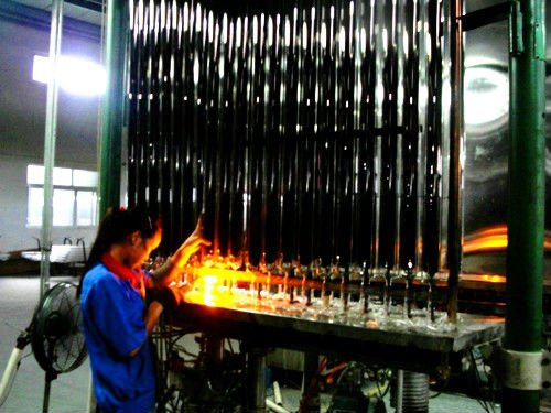 JIXIANG -- Vacuum tube production line 3.jpg