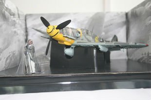 German Messerschmitt BF-109G-6 Fighter toy Diecast Model Helicopter Simulation aircraft Fighter plane Birthday gifts German Messerschmitt BF-109G-6 Fighter toy Diecast Model Helicopter Simulation aircraft Fighter plane Birthday gifts