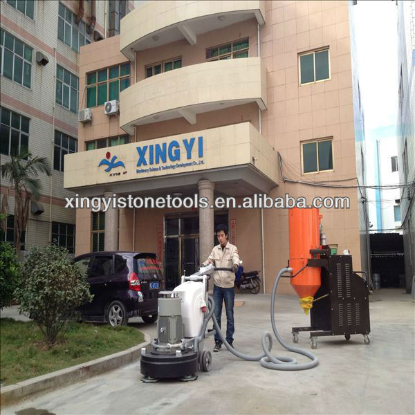 Industrial vacuum cleaner
