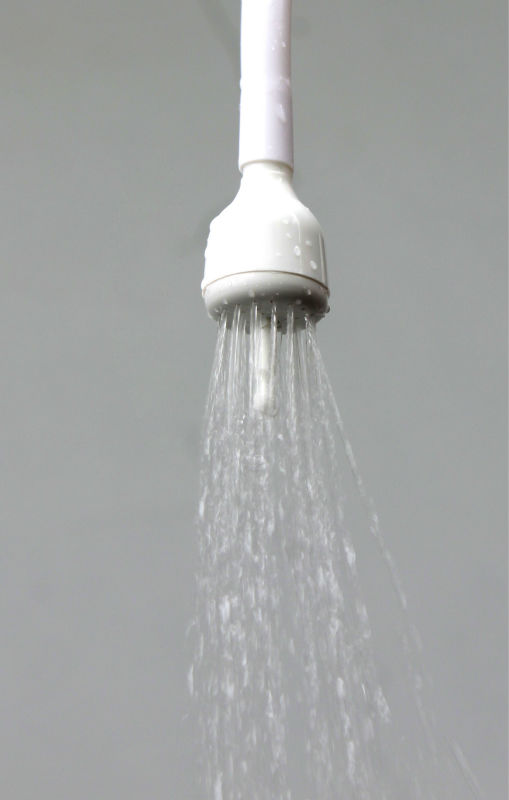 新しい電気シャワーの温水器2014年最も人気のある製品中国問屋・仕入れ・卸・卸売り