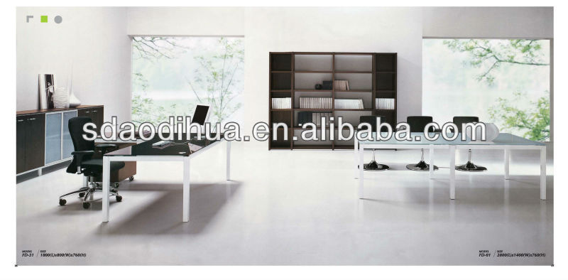 中国佛山の家具現代的なガラスのスチール事務机od-34仕入れ・メーカー・工場