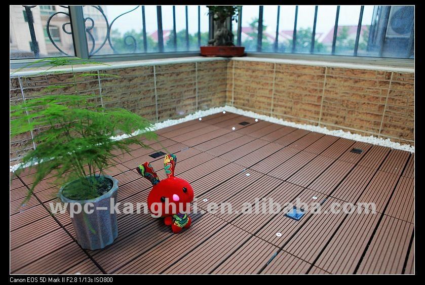 WPC Interlocking Decking Tiles