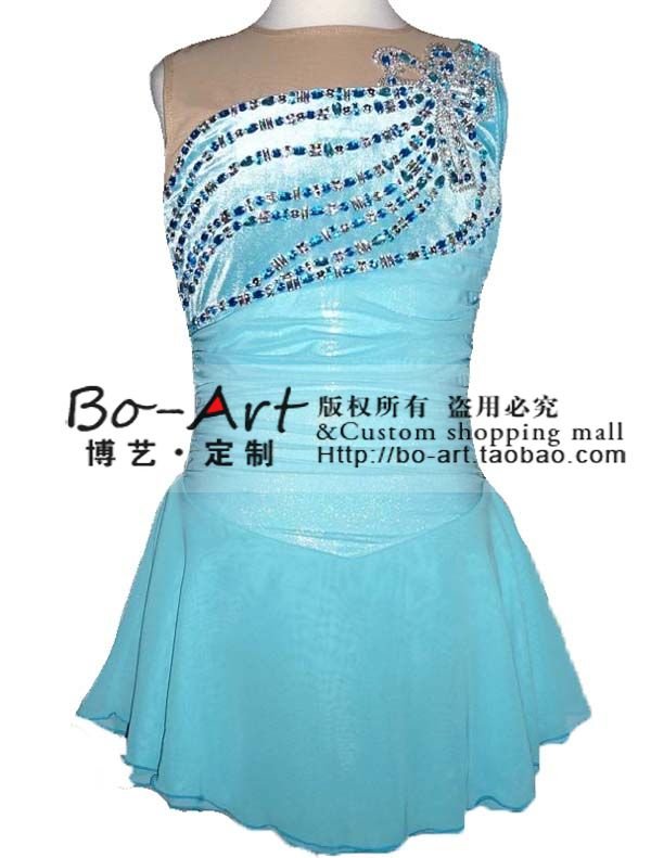 Skating dress competition