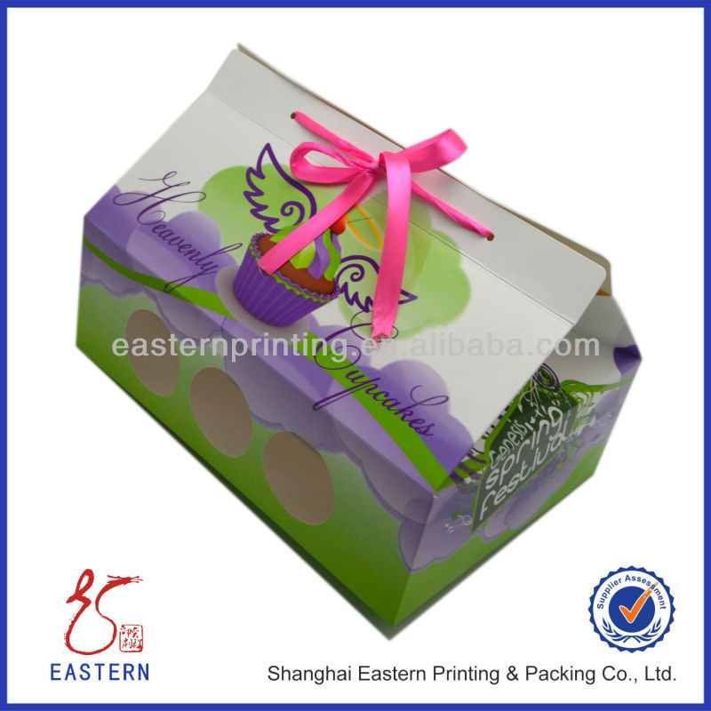 Lovely custom handle cupcake box