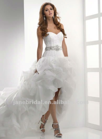 Front corset wedding dress