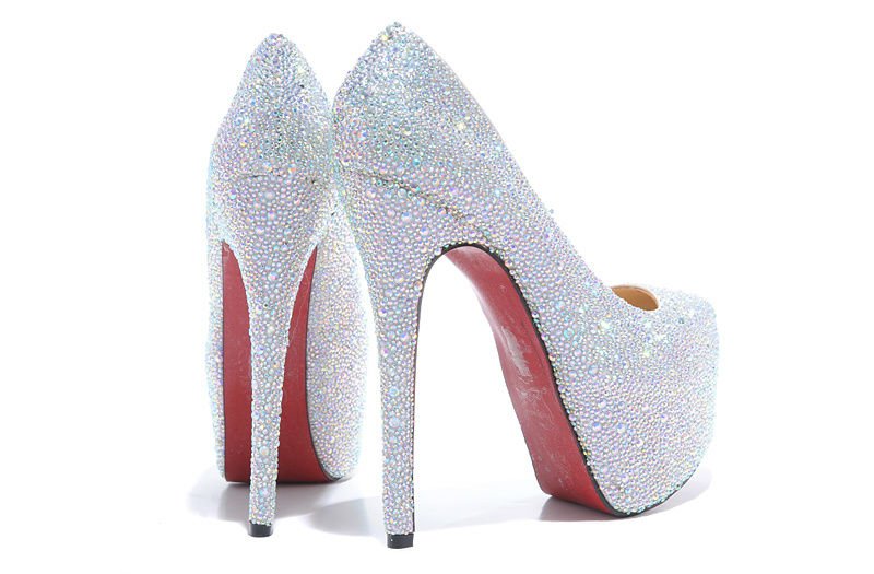 Sapatos | Christian louboutin shoes, Christian louboutin outlet, Womens shoes 2014