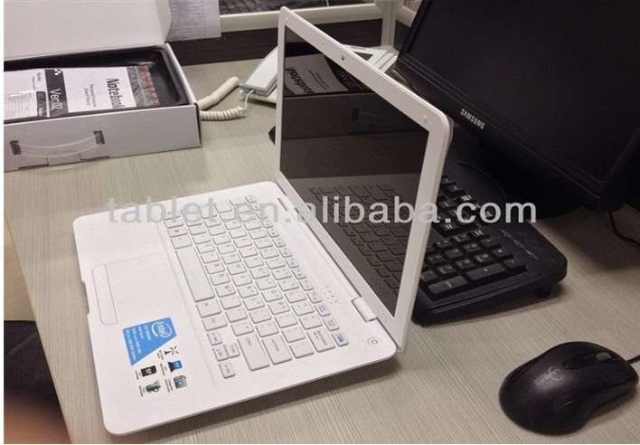 中国の製造元2014年13.3インチバルクで使用されるノートパソコン13.3''d2500ミニコンピュータのラップトップノートパソコンのwindows7中国製問屋・仕入れ・卸・卸売り