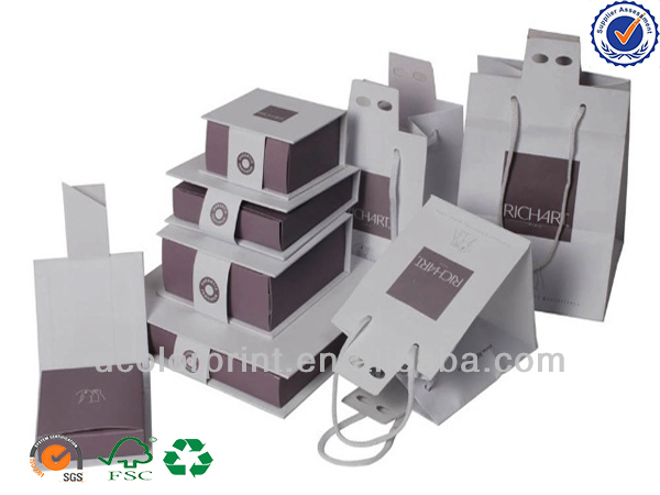 New design chocolate box for wedding invitation