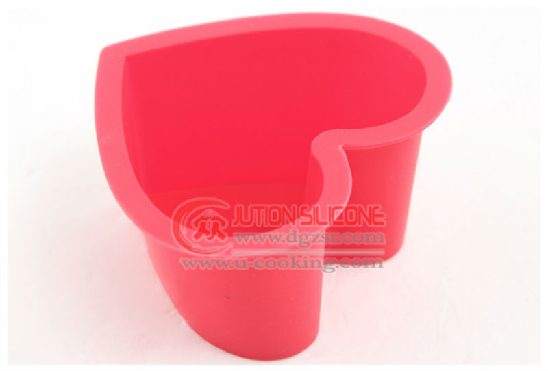 Lovely Red Heart Practical 3D Silicone Cake Decorating Molds