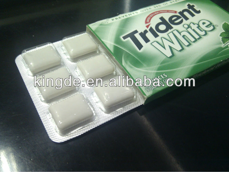 High quality PLC control chewing gum blister packing machine