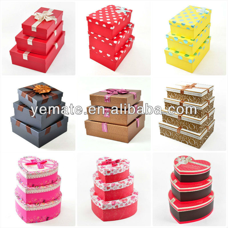 再生紙の材料用ボックスはキャリアスタイルの紙のケーキの箱を運ぶwtih食品包装用印刷とハンドル仕入れ・メーカー・工場