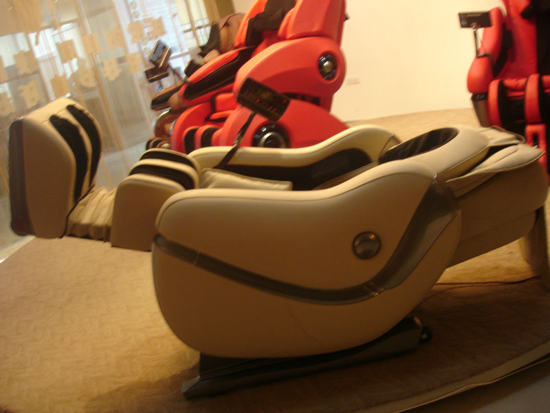 A02-2 zero gravity 3D foot roller massage chair