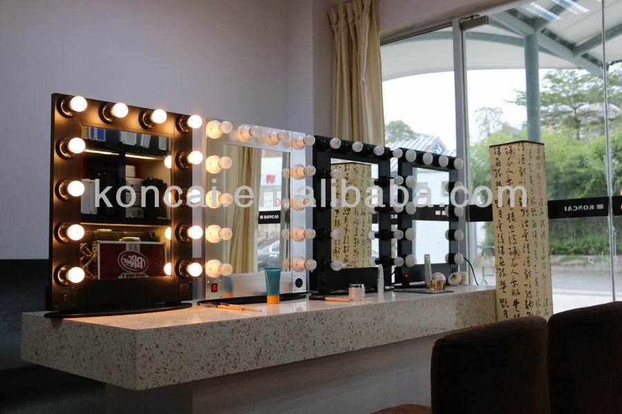 プロの照明化粧鏡、 壁- マウントされているライト付き化粧鏡、 アルミフレーム付き化粧鏡と、 12個の電球 問屋・仕入れ・卸・卸売り