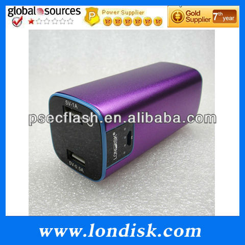 熱い販売! ダブルusb5v/1a13000mahバッテリの充電器携帯電話/notebook/psp問屋・仕入れ・卸・卸売り