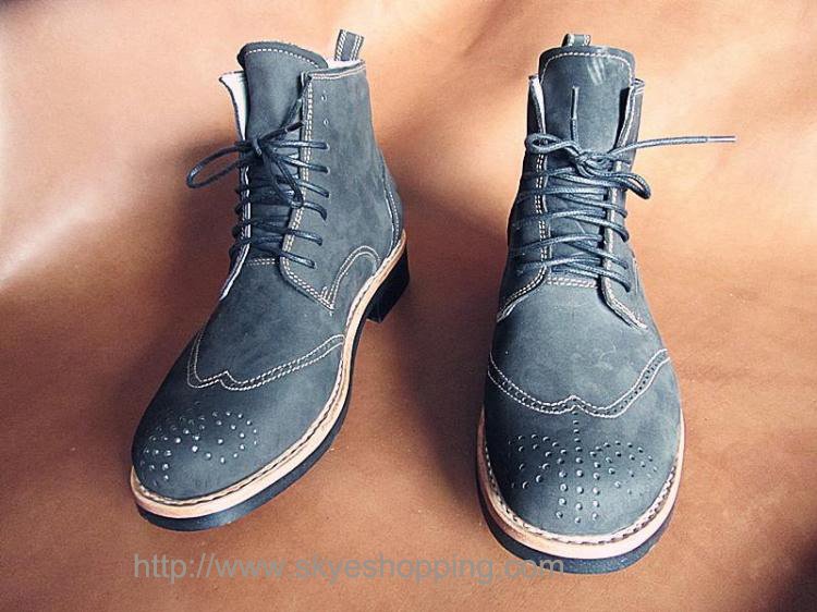 bespoke boots.jpg