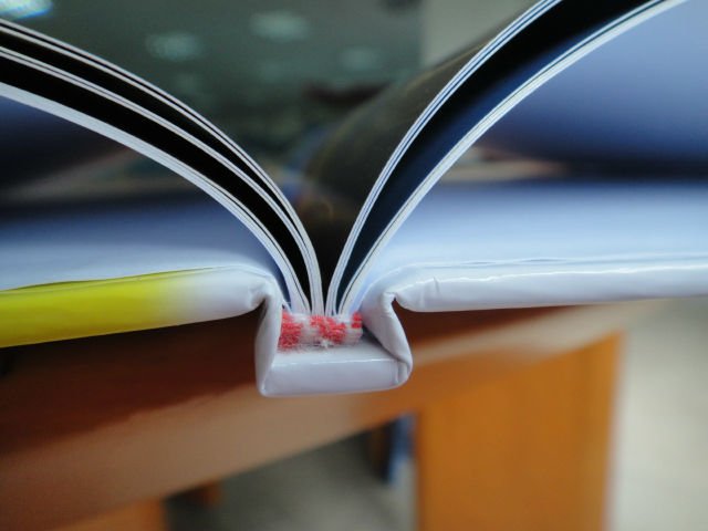 光沢のあるハードカバーの児童図書の厚表紙本の本問屋・仕入れ・卸・卸売り