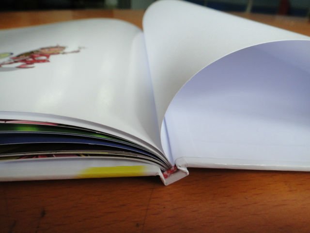光沢のあるハードカバーの児童図書の厚表紙本の本問屋・仕入れ・卸・卸売り