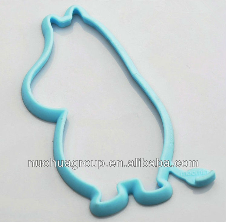Eco-friendly novelty egg tools silicone rubber egg poacher