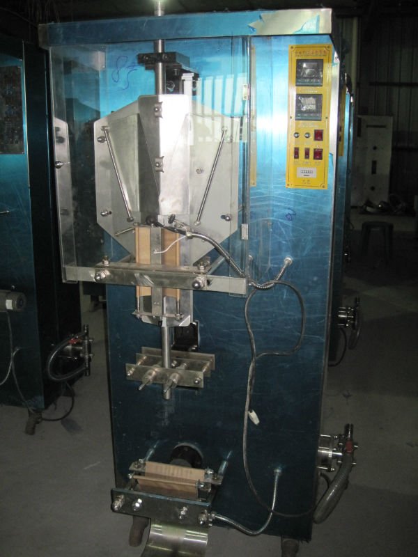 250ml-800ml Plastic bag pouch water filling & sealing machinery
